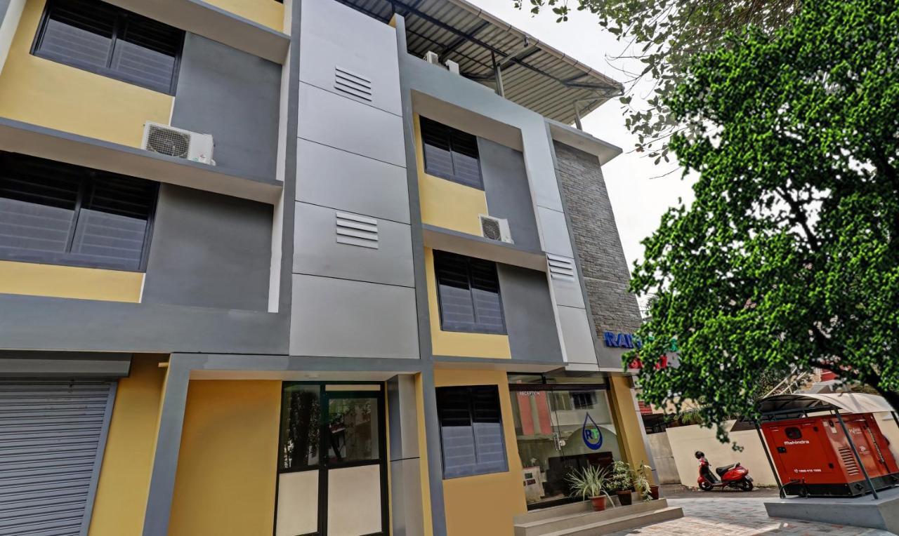 Itsy Hotels Rain Tulsi Stayz, Palarivattom Junction Kochi Dış mekan fotoğraf